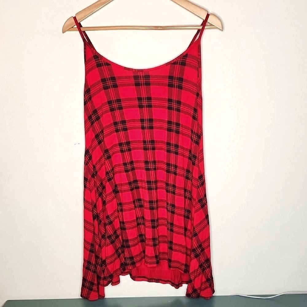 Style Plus Red and Black Plaid Tank Top Women's Size 16/18